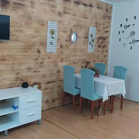 Ante Apartmán *
