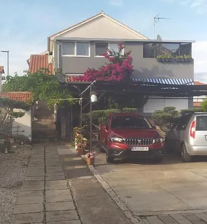 Ante Διαμέρισμα Tribalj